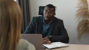 IA RH 2026 : comment les robots gèrent déjà vos talents