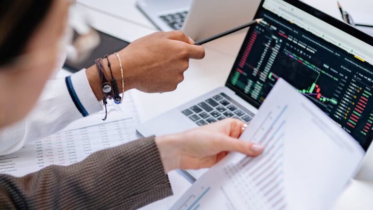 Réglementations RH 2026 : comment s'adapter sans surcharge